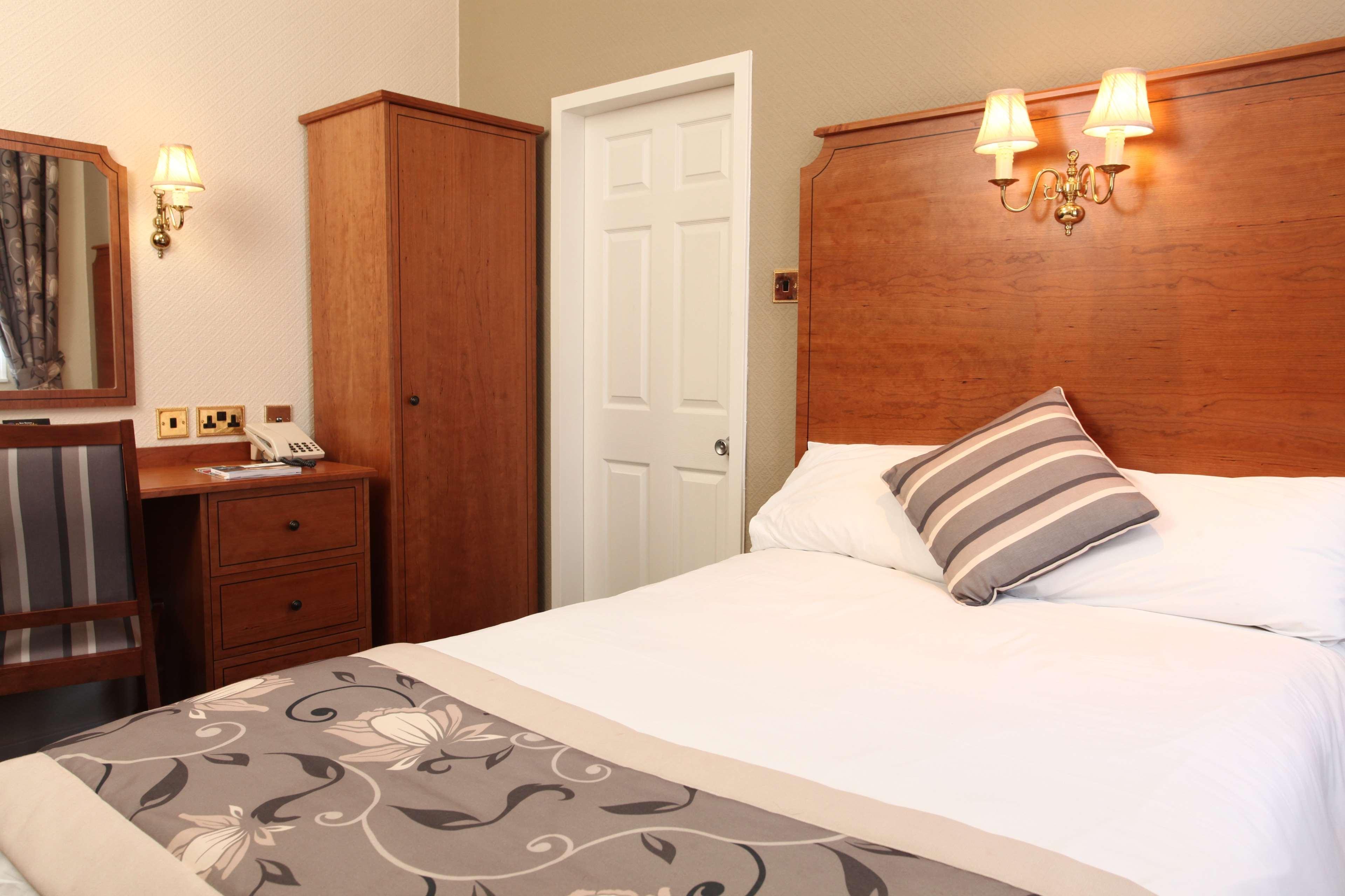 Moor Hall Hotel & Spa Сътън Колдфийлд Екстериор снимка