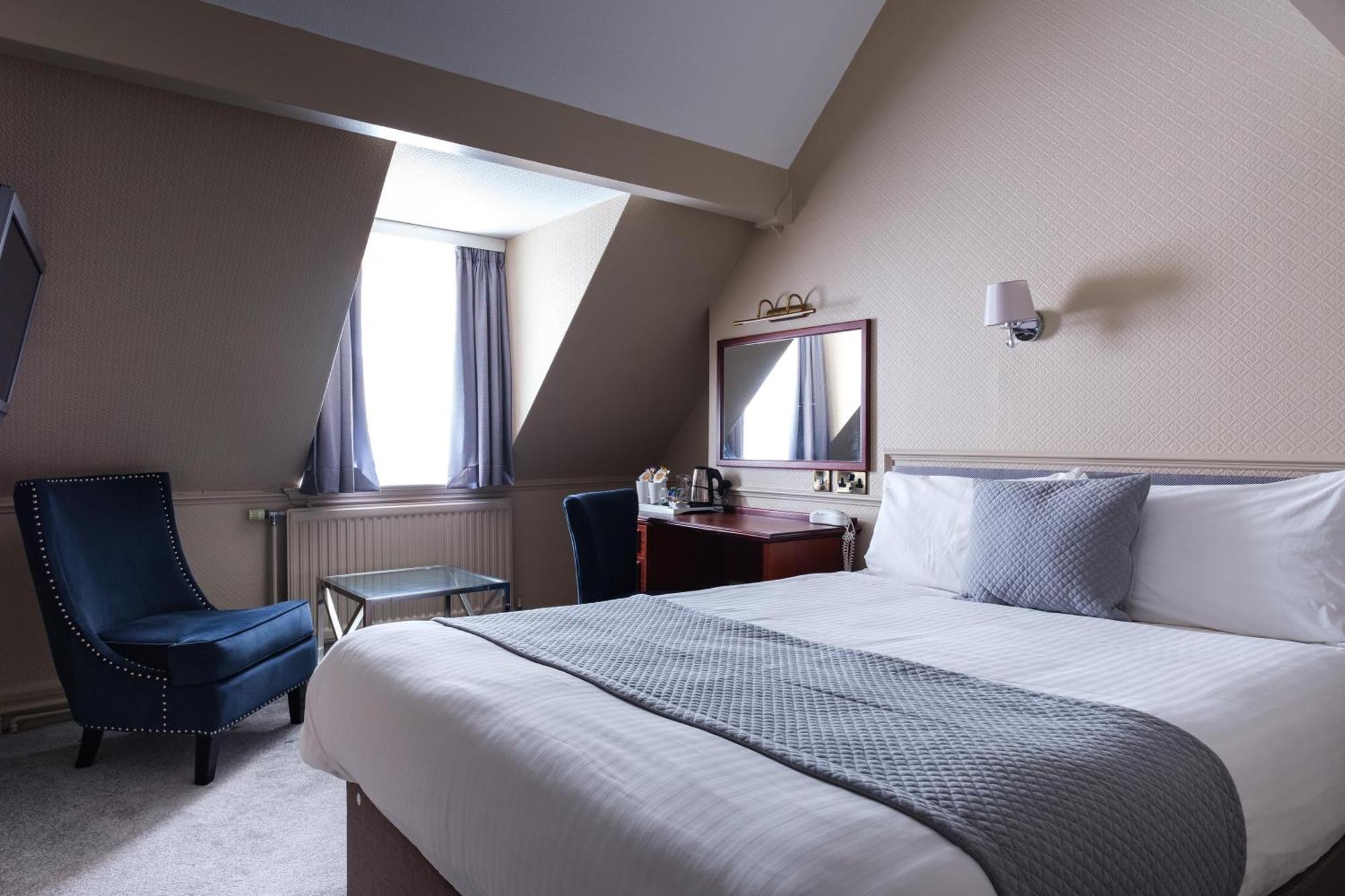 Moor Hall Hotel & Spa Сътън Колдфийлд Стая снимка